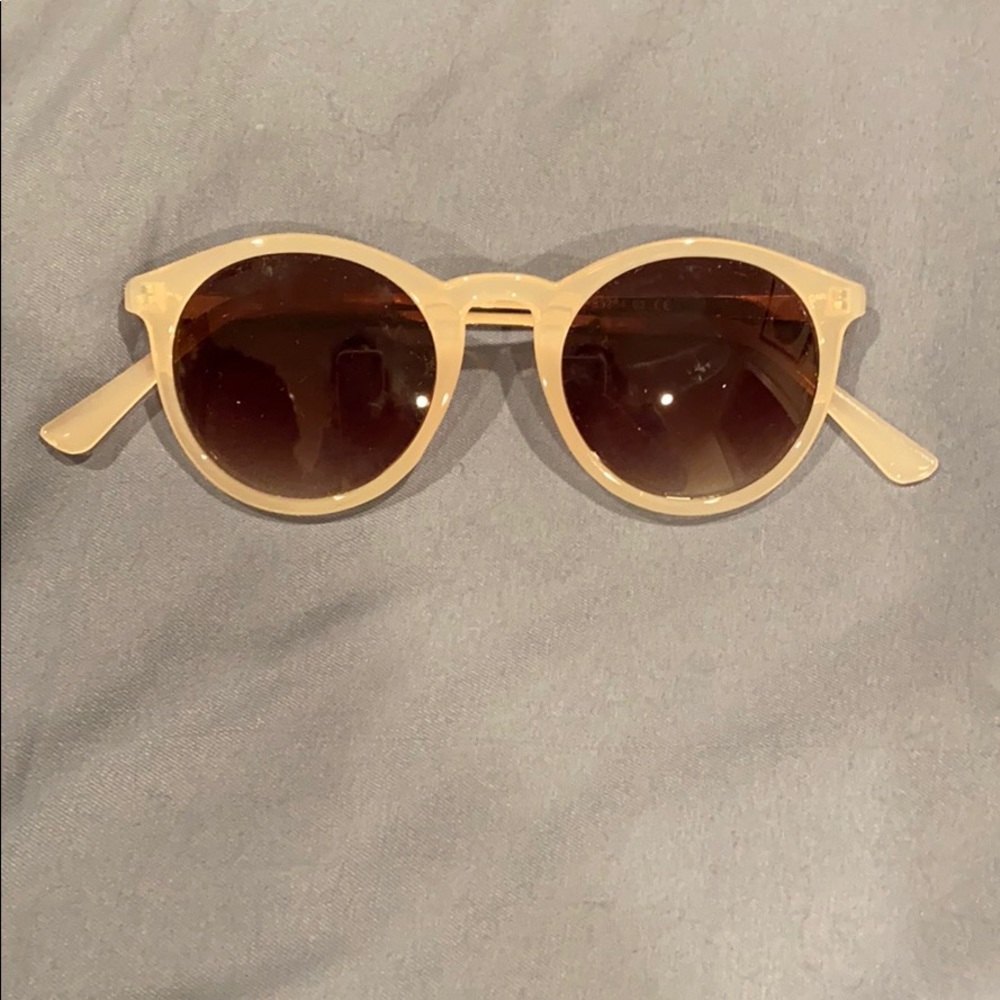 Light pink sunglasses